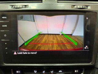 /photos/13233/f8919e2d-cfd4-48cd-bc9c-f1b240e76bf5_i320x240.jpg